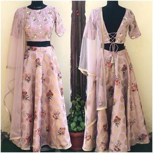 Banarasi Lenhenga in Floral print